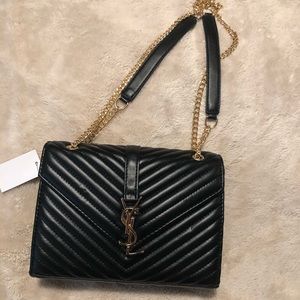 Black shoulder bag